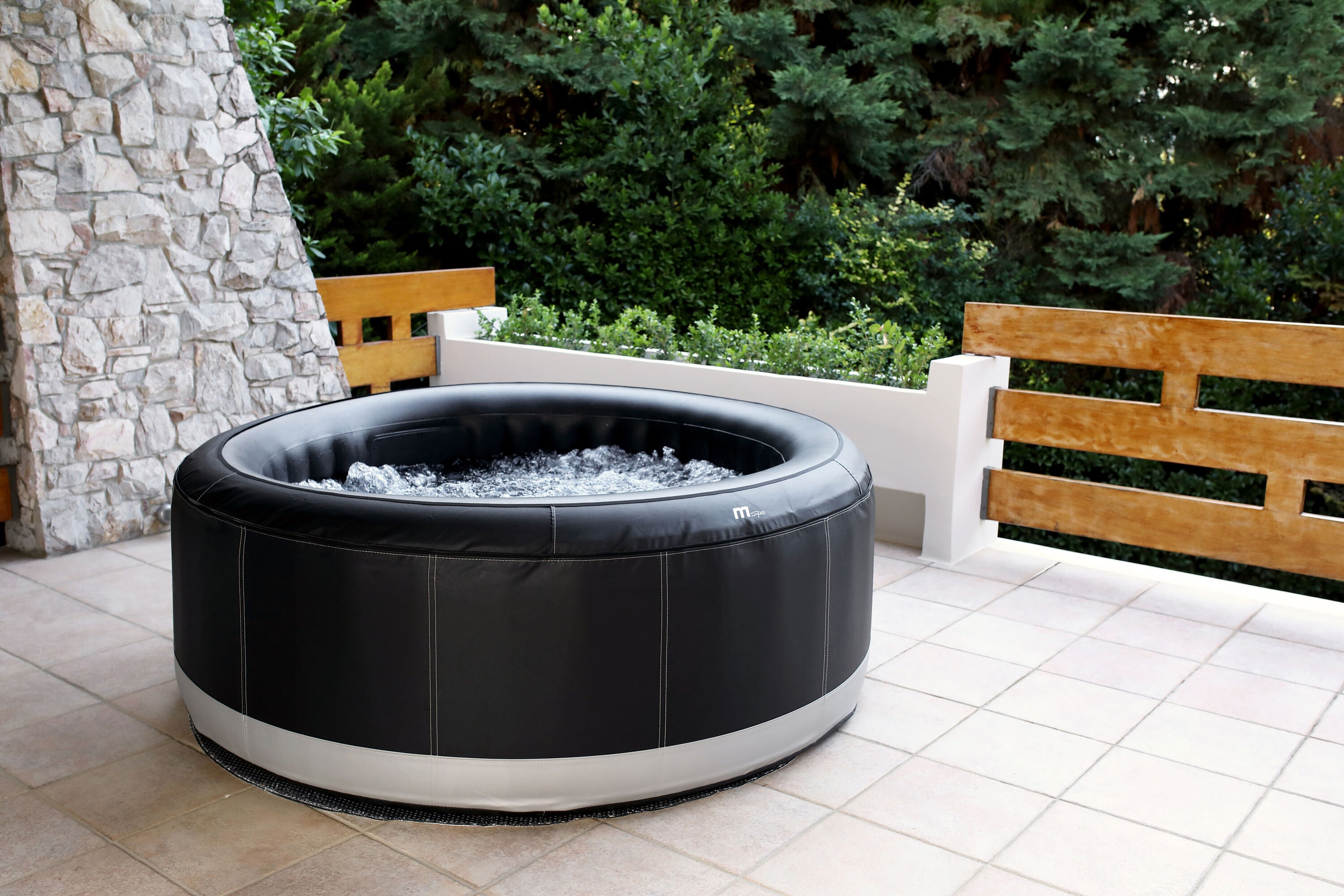 MSpa "Camaro" Inflatable Hot Tub 6-Person Portable Jetted Spa