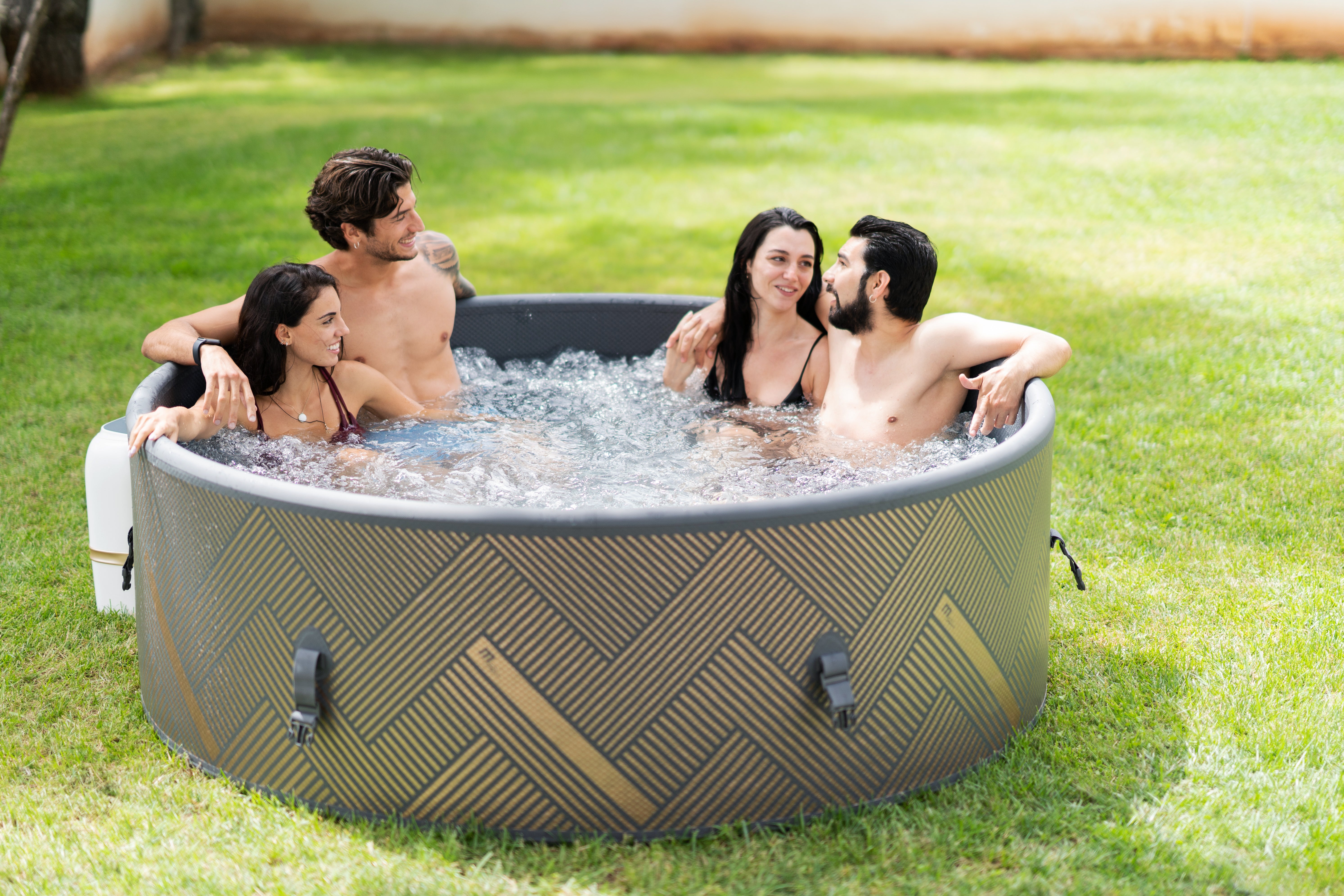 MSpa "Mono" Inflatable Hot Tub 6-Person Portable Jetted Spa