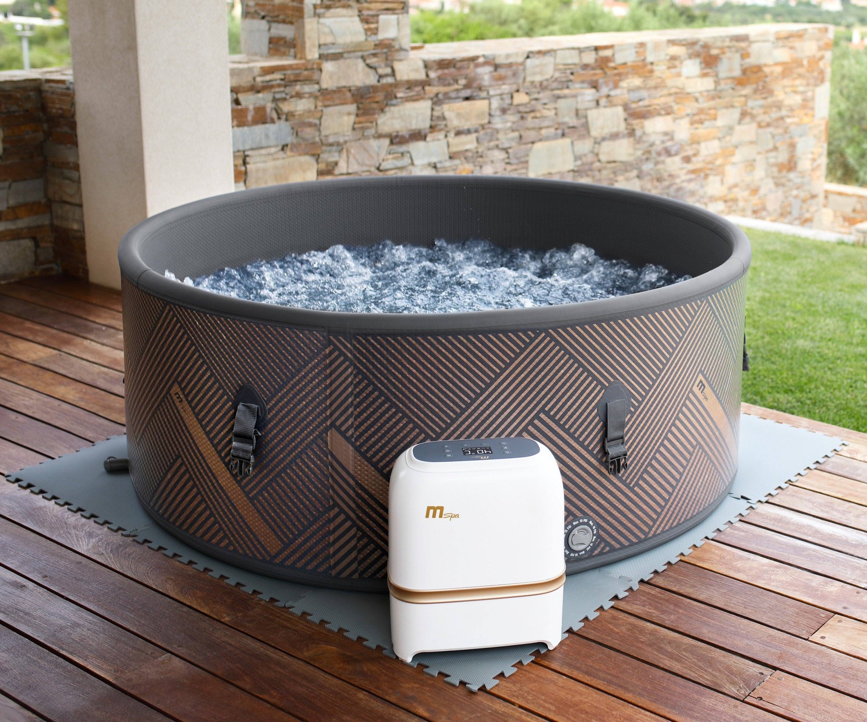 MSpa "Mono" Inflatable Hot Tub 6-Person Portable Jetted Spa