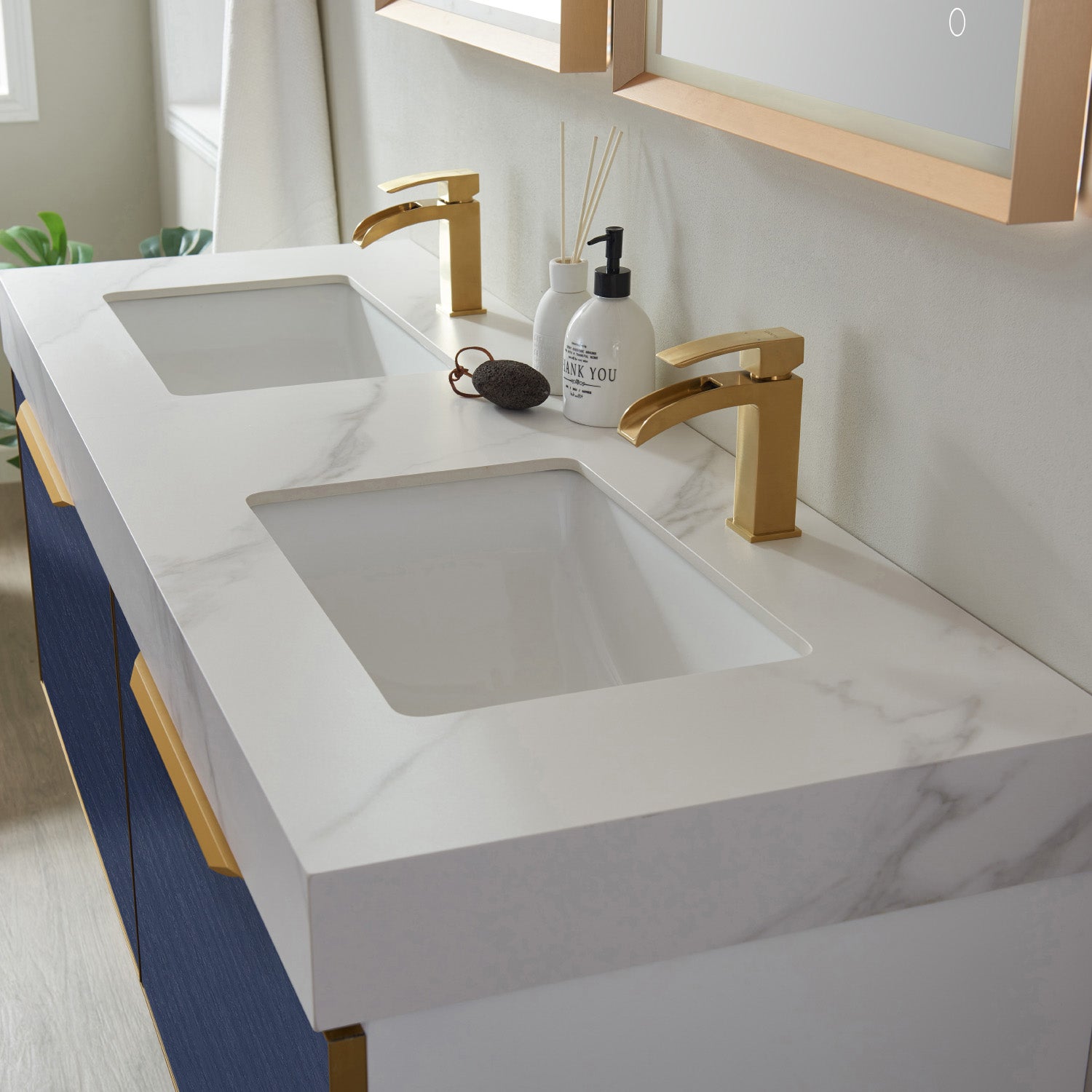 Vinnova Alicante 60" Bathroom Vanity Set in Blue w/ White Sintered Stone Countertop & Under-mount Sink | 701460-CB-SMB