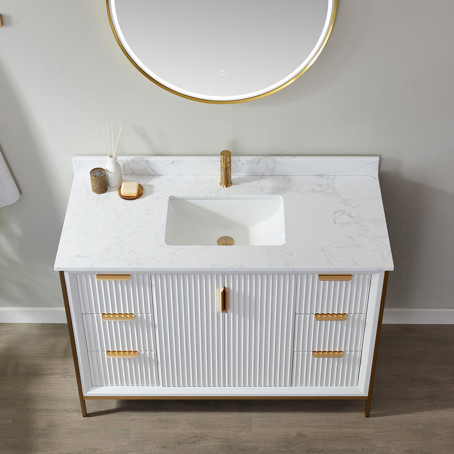 Vinnova Granada 48" Bathroom Vanity Set in White w/ White Composite Grain Stone Countertop | 736048-WH-GW