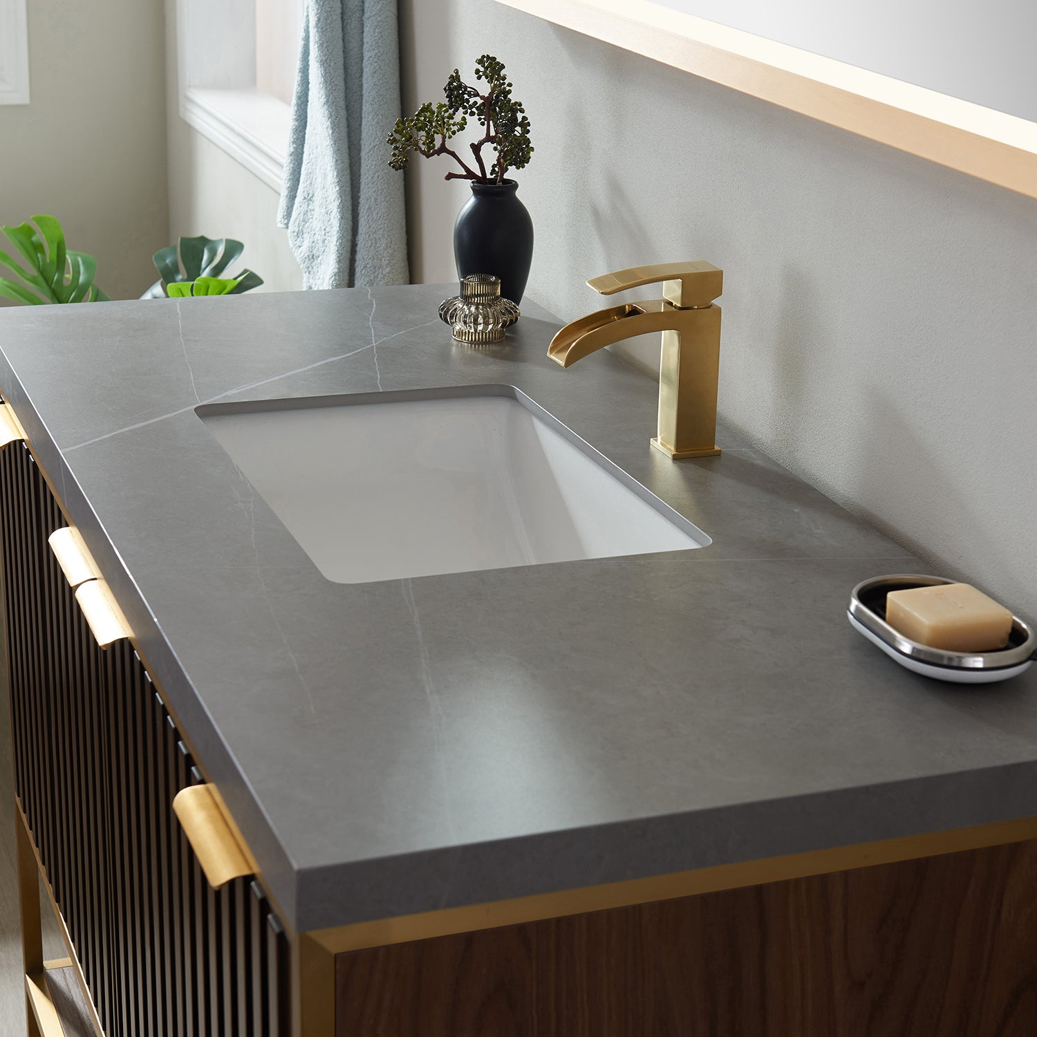 Vinnova Donostia 48" Bathroom Vanity Set in Walnut w/ Grey Composite Armani Limestone Board Stone Countertop | 737048-NLW-ALB