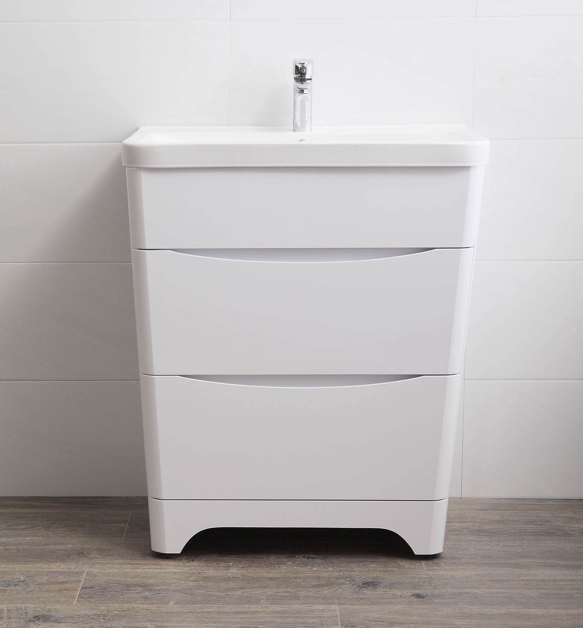Legion Furniture 31" White Bathroom Vanity & Sink - WM8932-W (31″x18″x36″)